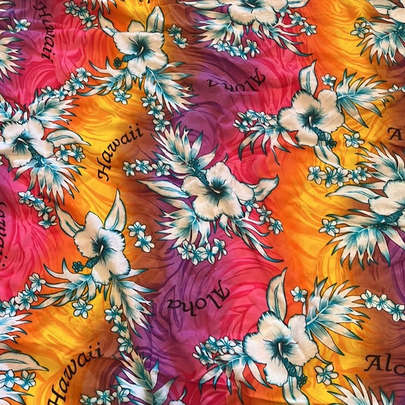 Hawaiian Aloha Swimwear Wrap/Sarong Floral and Multicolored - Picture 3 of 7